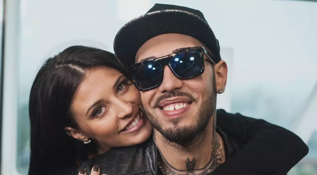 Antonia, pentru prima dată ce Velea la foştii socri. Vor face Crăciunul cu Maya