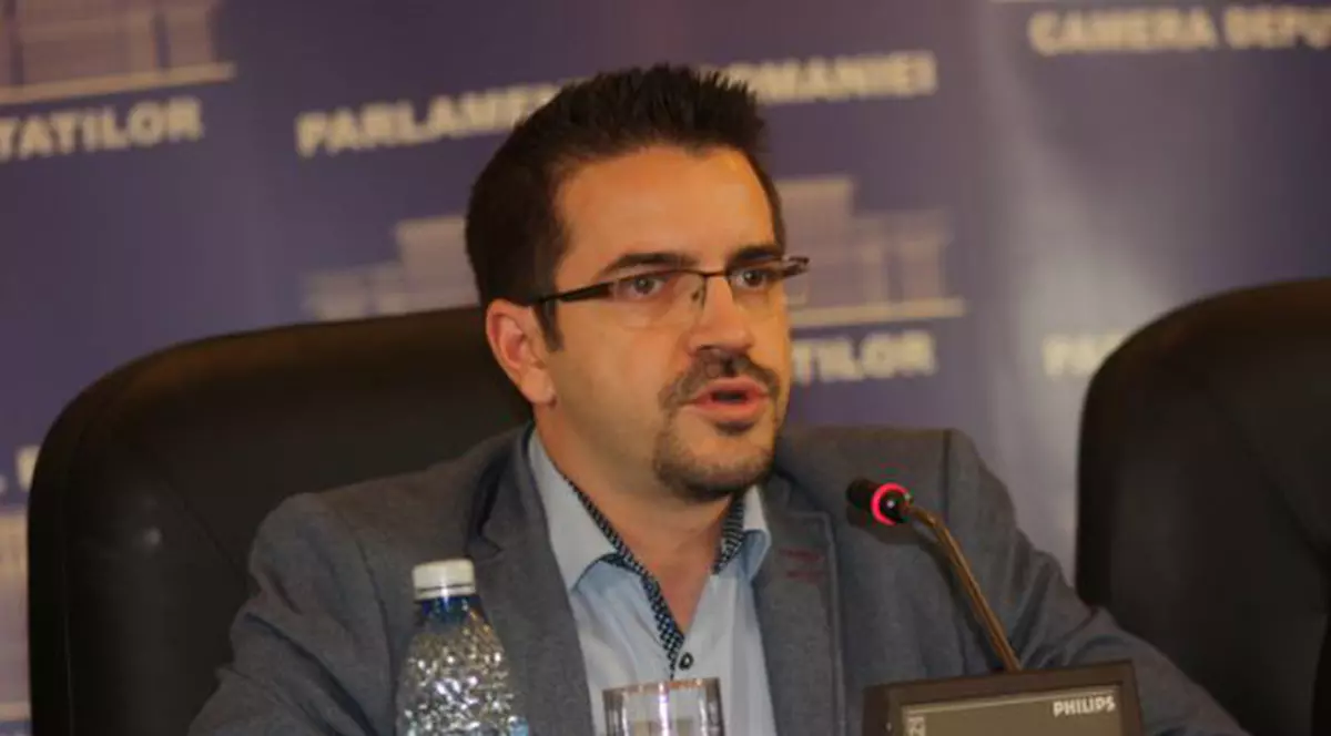 UDMR, acuzat de terorism și amenințat cu desființarea prin lege