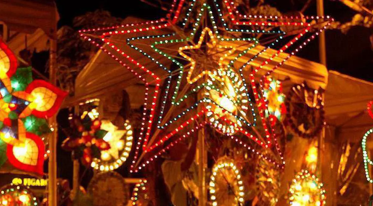 Lămpile și ghirlandele luminoase de Crăciun atacă un element ”vital” al locuinței. Află despre ce este vorba!