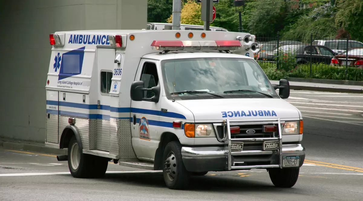 Un deputat grec de 47 de ani A FOST BĂTUT, într-un restaurant. Bărbatul a ajuns la spital, cu răni grave