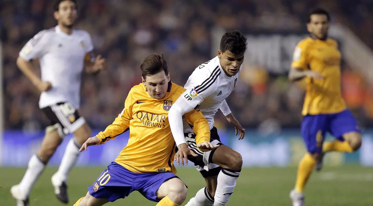 Barcelona nu a făcut nici o schimbare, premieră după 1999. Un fan al Valenciei a murit la meci