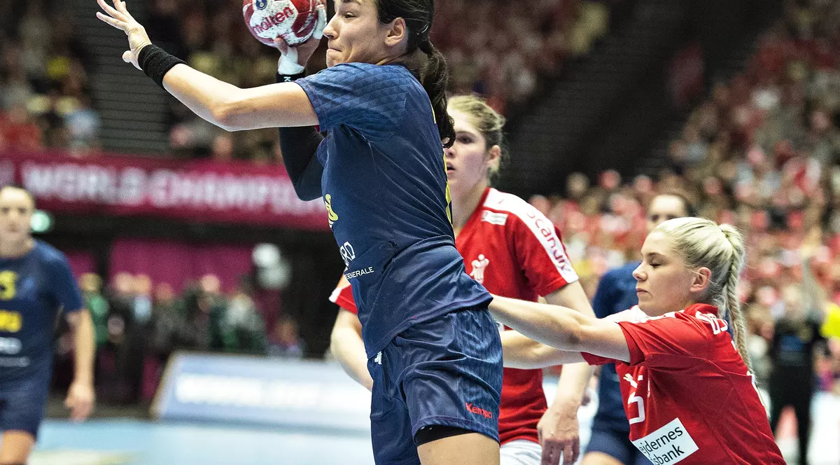 România, ”bronzul” ultimei ediții de Campionatul Mondial! Cristina Neagu, cea mai bună handbalistă a lumii! Paula Ungureanu, în echipa anului / VIDEO