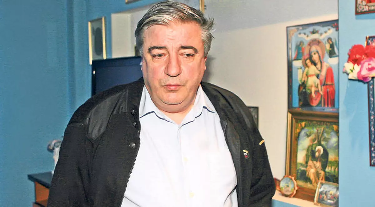 După ce a dat faliment și a fugit din București, Huidu s-a întors cu ”foamea-n gât”