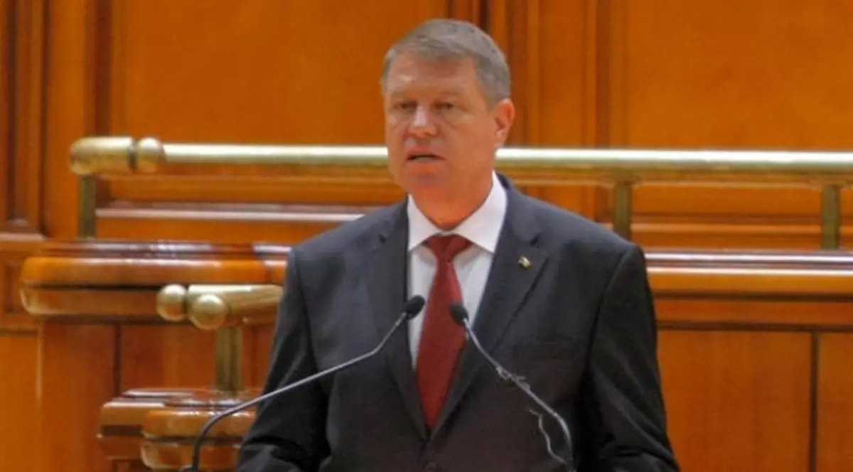 Klaus Iohannis, la un an de mandat: ”Anul 2016 va aduce şi alte tipuri de provocări”