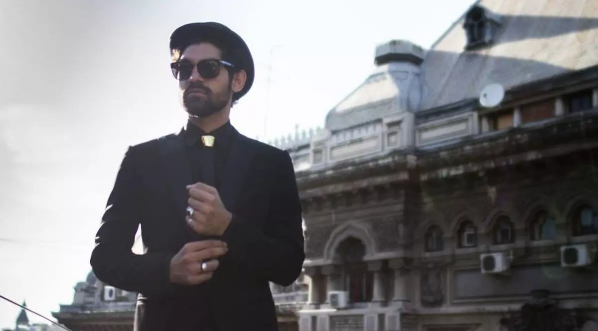 Marian Vasilescu de la “Românii au talent” a lansat o piesă de dragoste | VIDEO