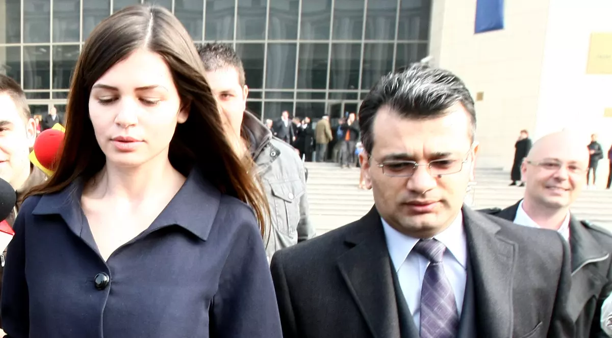 Încă o executare silită pe numele ei trece Oceanul! Monica Gabor, fără conturi şi plină de datorii | EXCLUSIV