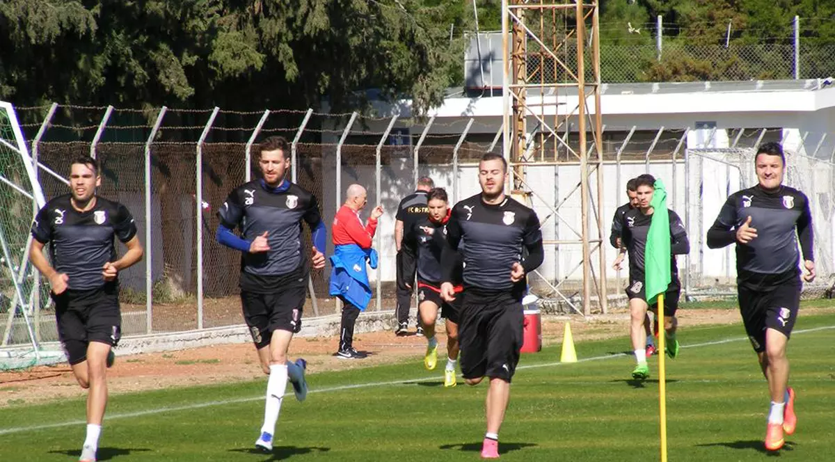 Liderul Astra a început în forță cantonamentul din Cipru / GALERIE FOTO