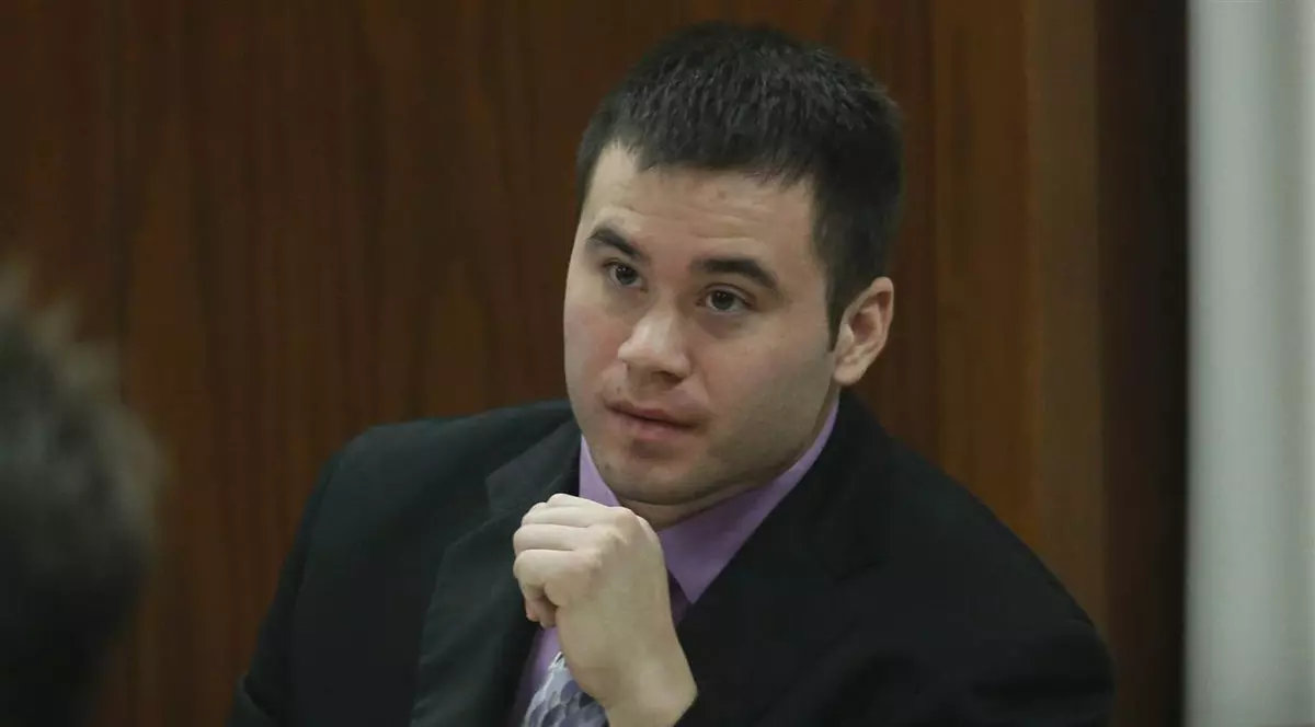 Un poliţist, condamnat la 263 ani de puşcărie, pentru viol. Cum a reacţionat când şi-a auzit sentinţa | VIDEO