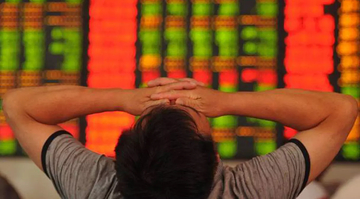 CĂTRE O NOUĂ CRIZĂ MONDIALĂ? Cum va fi afectată România de prăbușirea burselor din CHINA