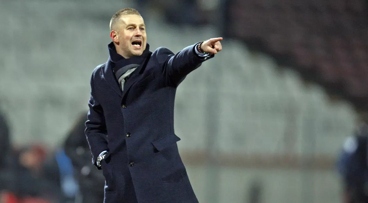 Edi Iordănescu face acuzații dure la adresa arbitrilor, după scandalul de la meciul Pandurii-Steaua: ”Am fost omorâți la propriu”