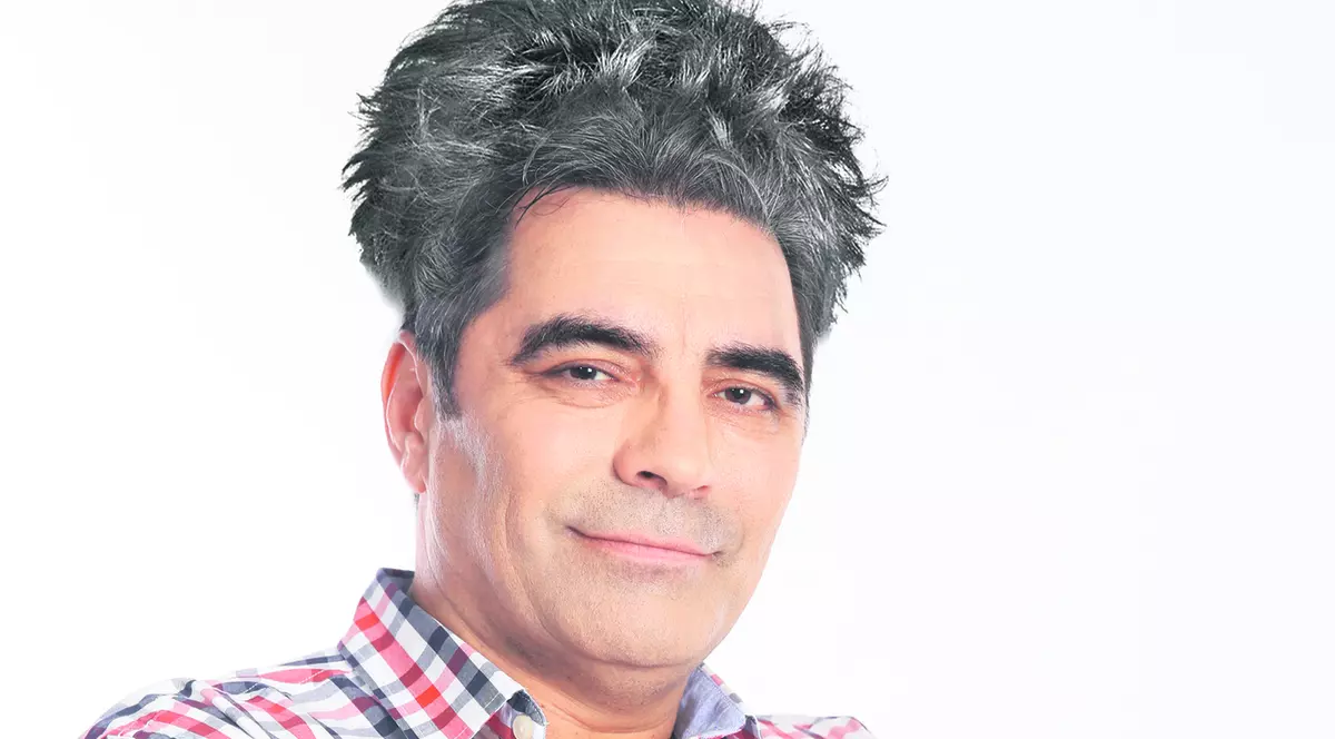 EXCLUSIV/ Vai de freza lui! Marcel Toader a fost obligat să-și lase gelul de păr acasă