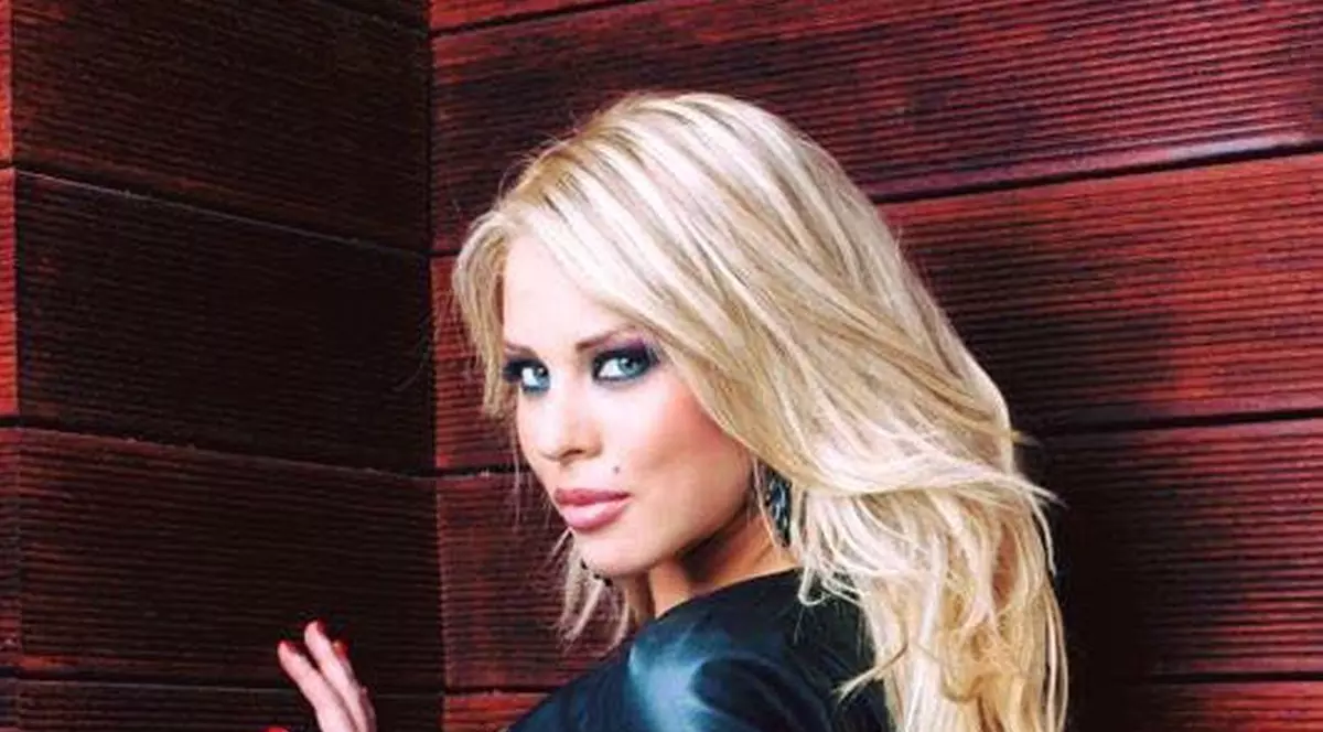 Roxana Nemeș debutează în lumea filmului!