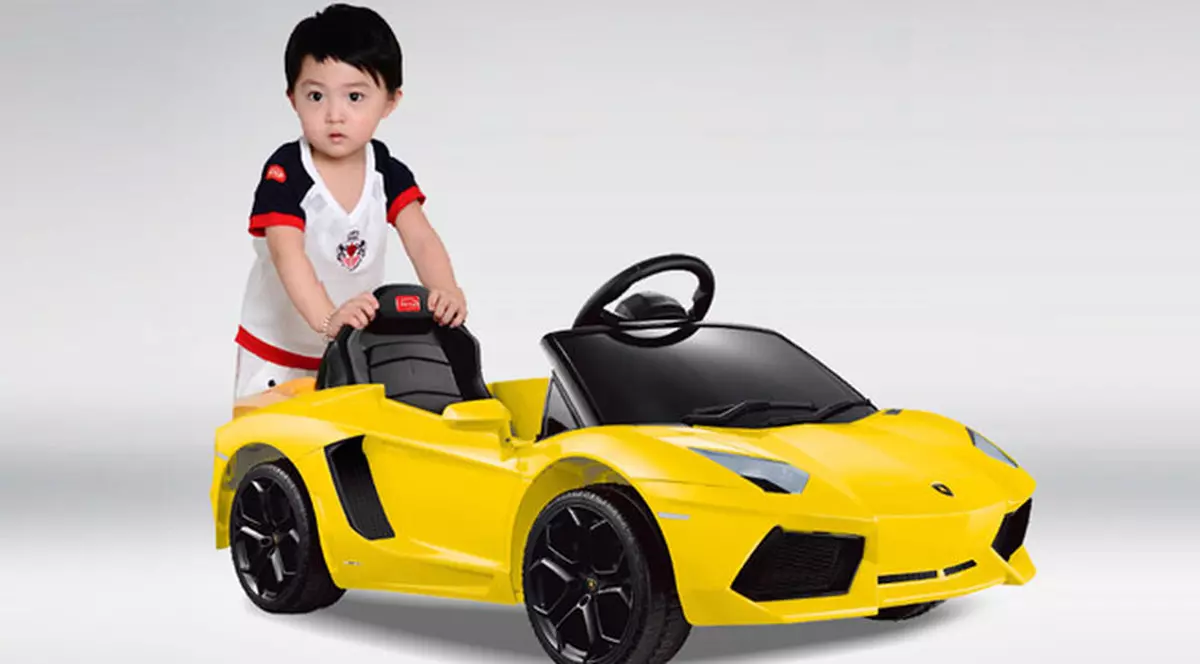 Espanyol, pe mâna unui gigant al jucăriilor. Îi aduce pe Varela și pe Chipciu? Ce se întâmplă cu antrenorul Costel Gâlcă? A pierdut și cu Getafe. Real, altă ploaie de goluri! Barcelona a distrus Bilbao! VIDEO