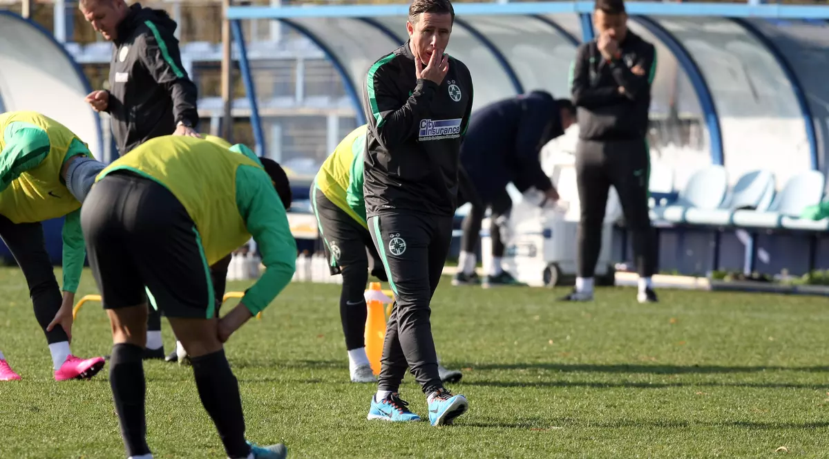 Reghe riscă o suspendare între 3 și 6 luni. Regulamentul prevede sancțiuni pentru fotbaliștii care refuză naționala, dar și pentru cei care nu-i lasă la lot / VIDEO