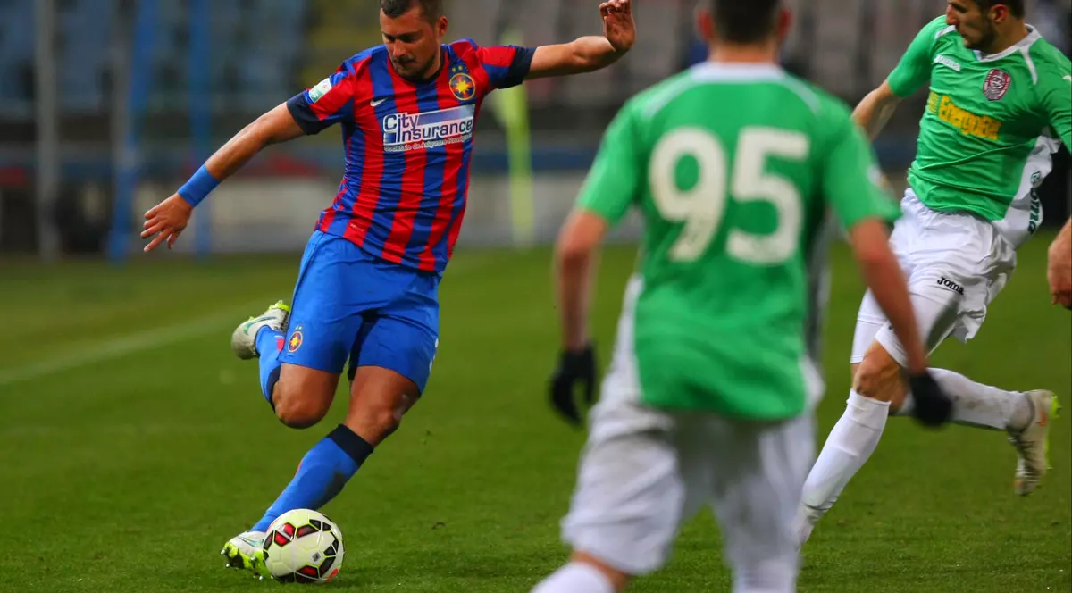 Reghe vrea să-l readucă la Steaua pe Tamaș. ^ Fotbalistul a fost dat afară de Mirel Rădoi, pe motive disciplinare