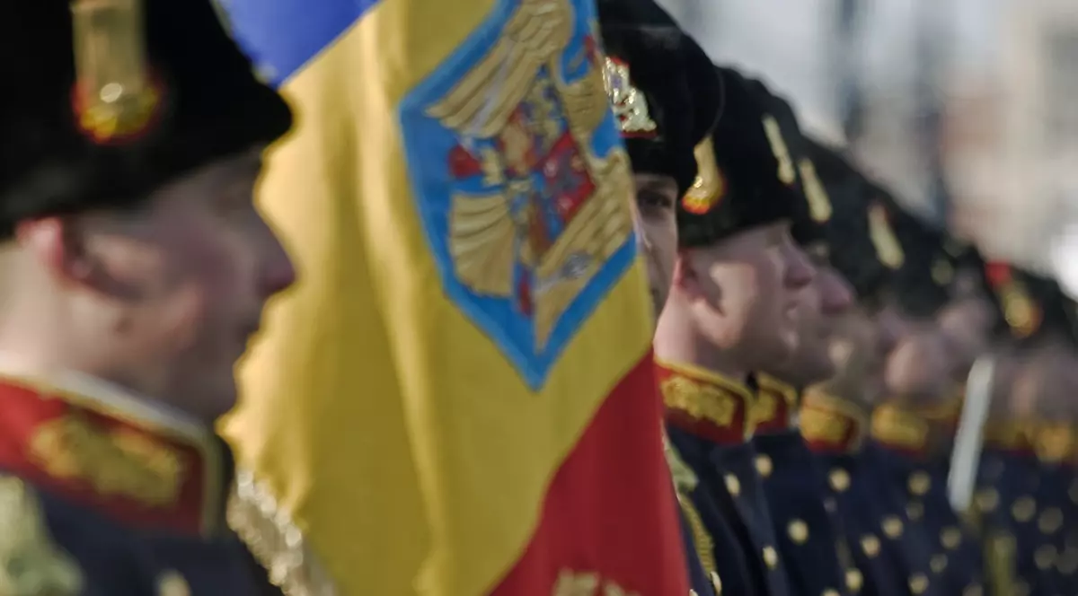 Ziua Unirii: “...ce va să zică bucuria unui popor. Îşi ieşeau oamenii în drum cu oala plină cu vin, se îmbrăţişau şi încingeau hore”