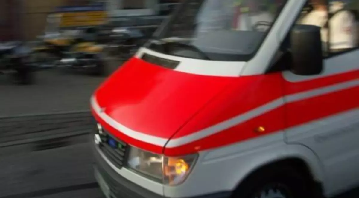 ACCIDENT GRAV, în Argeş. Trei maşini s-au ciocnit, o gravidă și soțul ei au fost răniți