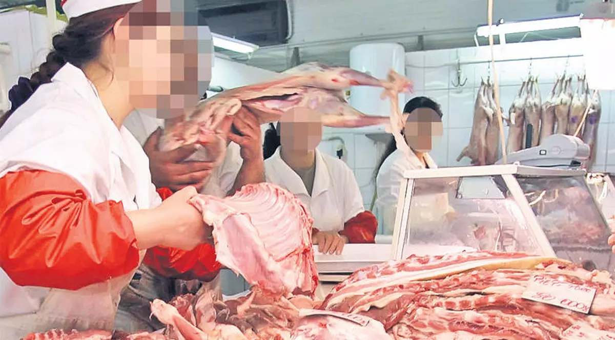 Controale ale autorităţilor înainte de Paşti! Tone de carne au fost confiscate!