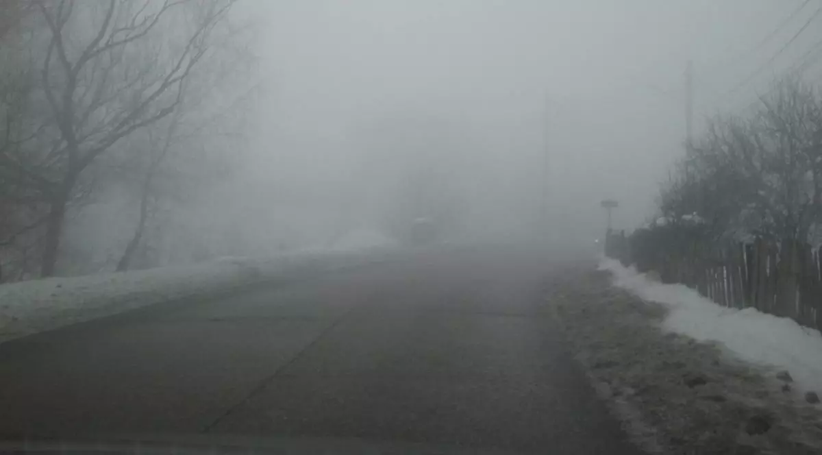 Cod galben de ceaţă în şase judeţe din vestul şi nord estul ţării