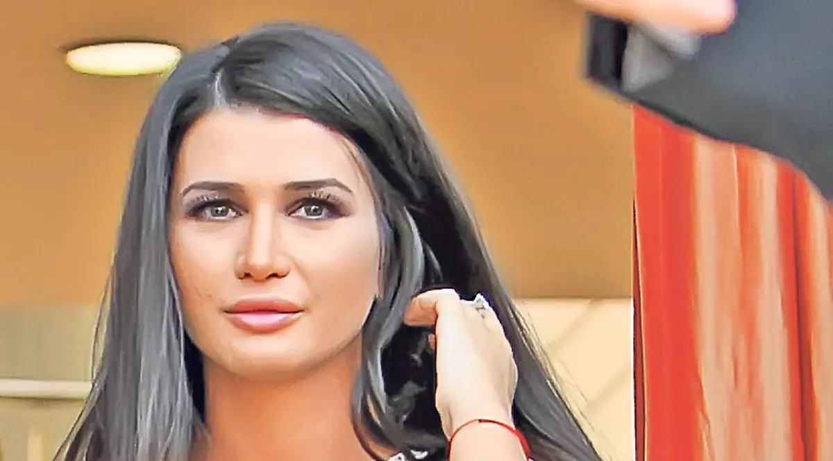 Vrea să scape de pedeapsă | Paznicul care a prădat-o pe Elena Băsescu își joacă ultima carte