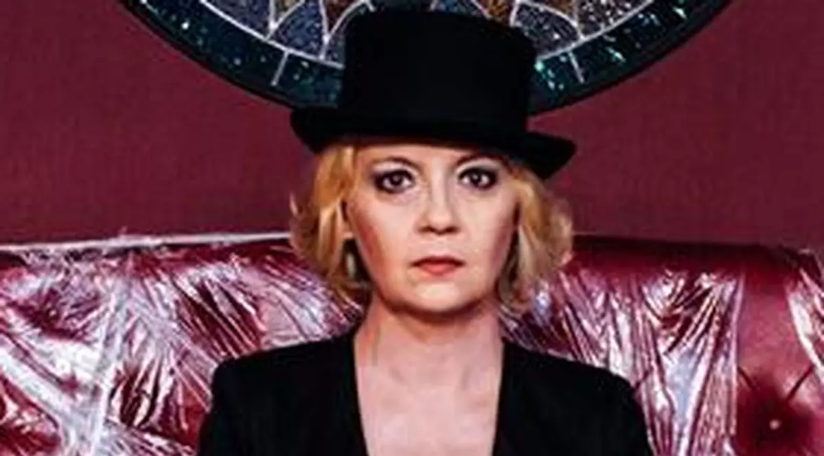 Emilia Popescu, în doliu la început de an: ”2016 mi-a promis că o sa fie mai îngăduitor și bun. M-a mințit”