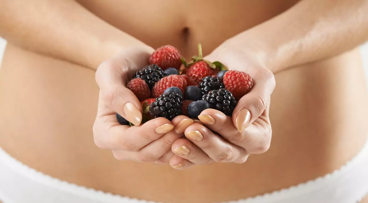 Vrei să scapi de burtă? Mănâncă fructe de pădure!