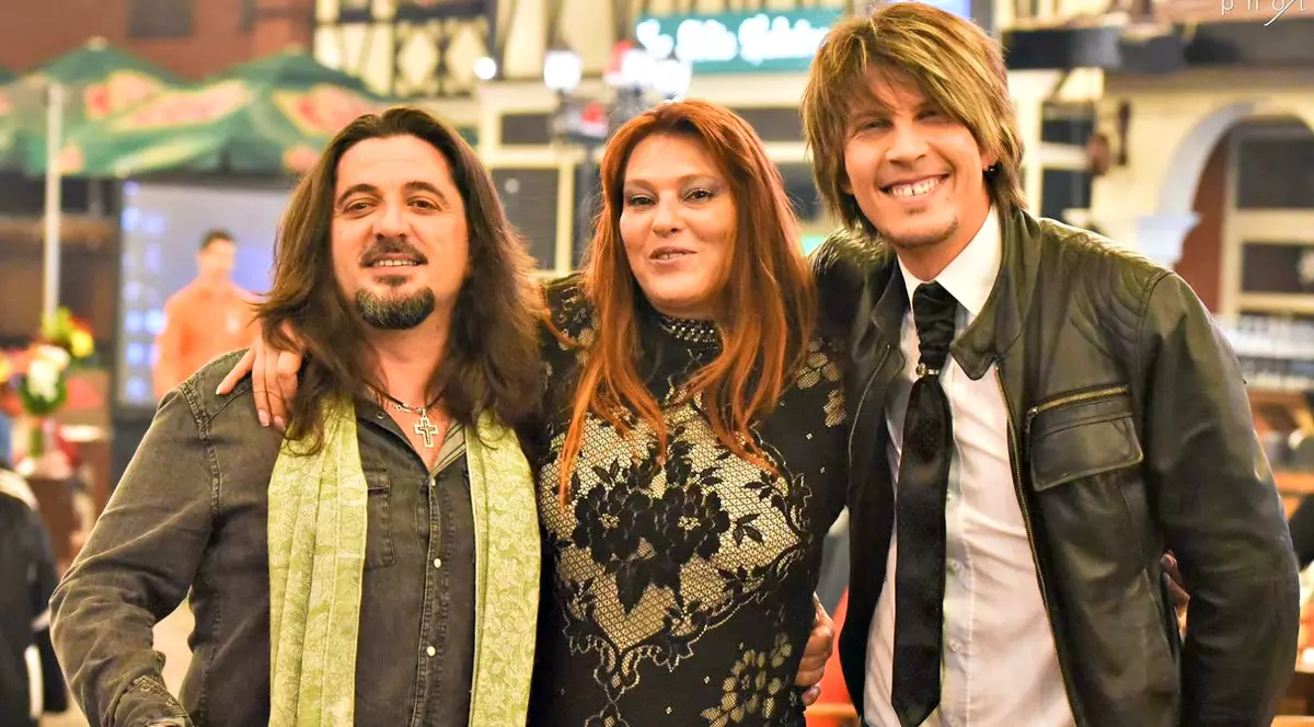 Leo Iorga, Tudor Turcu și Mircea Vintilă alături de zeci de artiști au chefuit la Revelionul Artiștilor