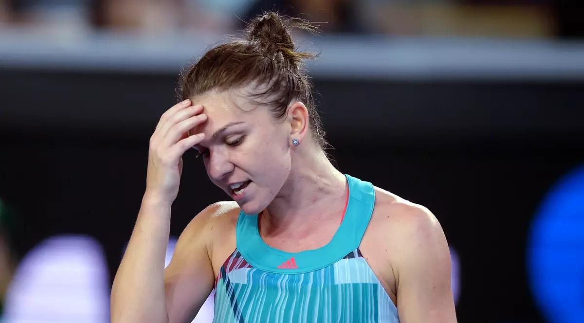 AUSTRALIAN OPEN. Simona Halep, tamponată zdravăn de Victoria Azarenka. ”Nu aveam bani, n-aveam bani nici să mănânc! Asta era presiunea!”, a dezvăluit eleva lui Wim Fissette, după ce Halep s-a plâns că a cedat psihic la Melbourne. Sportiva noastră a primit însă și o veste bună: nu poate pica mai jos de locul 3 în clasamentul WTA