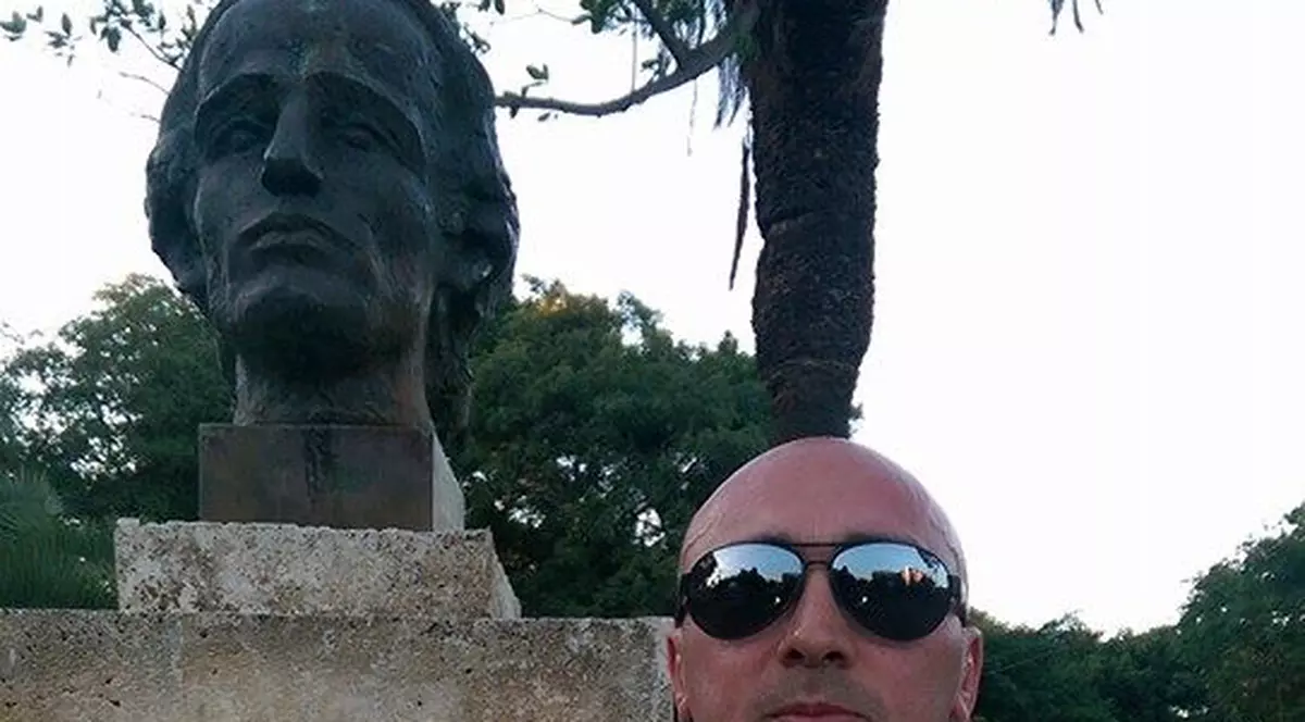 Șoc pentru Marcel Pavel! A dat peste Mihai Eminescu în Havana, Cuba