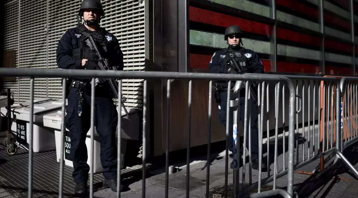 Un afiliat ISIS a fost arestat la New York. Pusese la cale un atentat în noaptea de Revelion