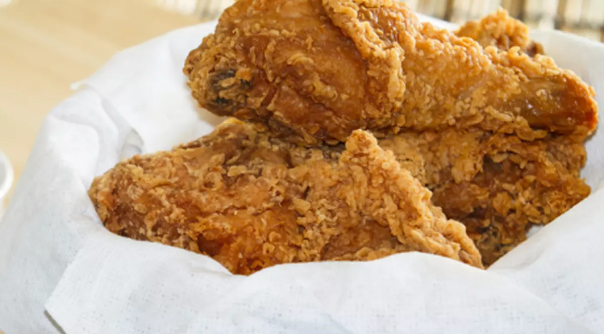 S-a aflat rețeta! Poți să își faci acasă pui ca la KFC!