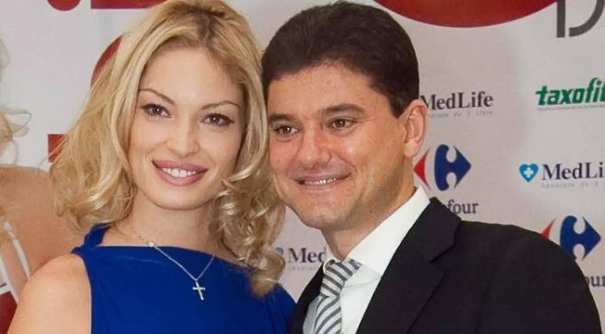 Ce face Cristian Boureanu în timp ce fosta lui nevastă este protagonista celui mai mare scandal de început de an