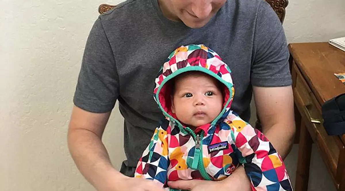 ZUCKERBERG a stârnit o 'furtună' pe net după ce a anunţat că şi-a vaccinat fata. Zeci de oameni l-au atacat pe fondatorul Facebook