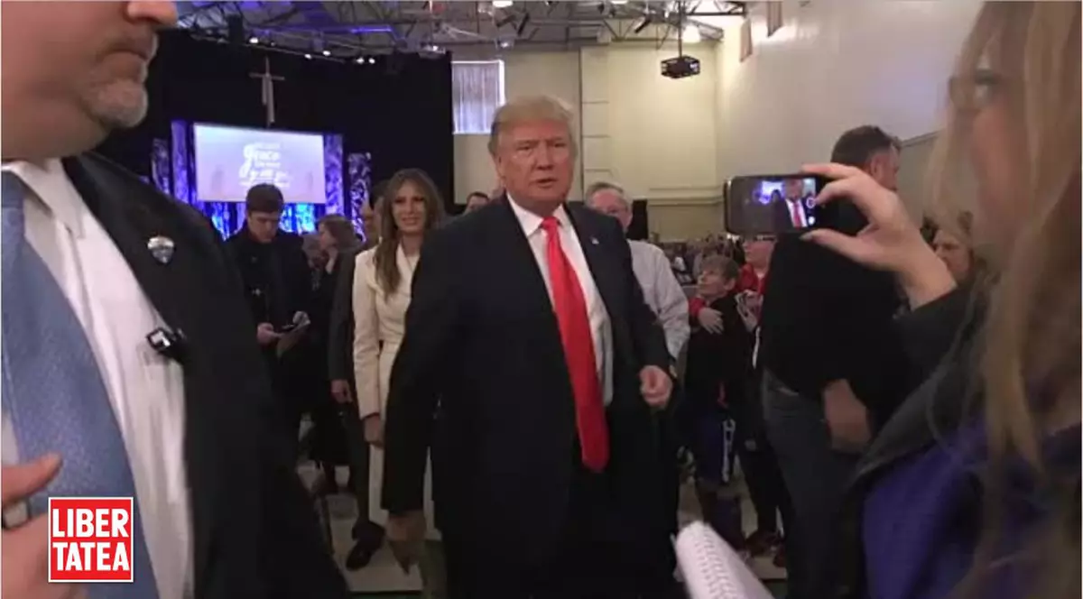 DONALD TRUMP MĂNÂNCĂ...JUNK FOOD / VIDEO