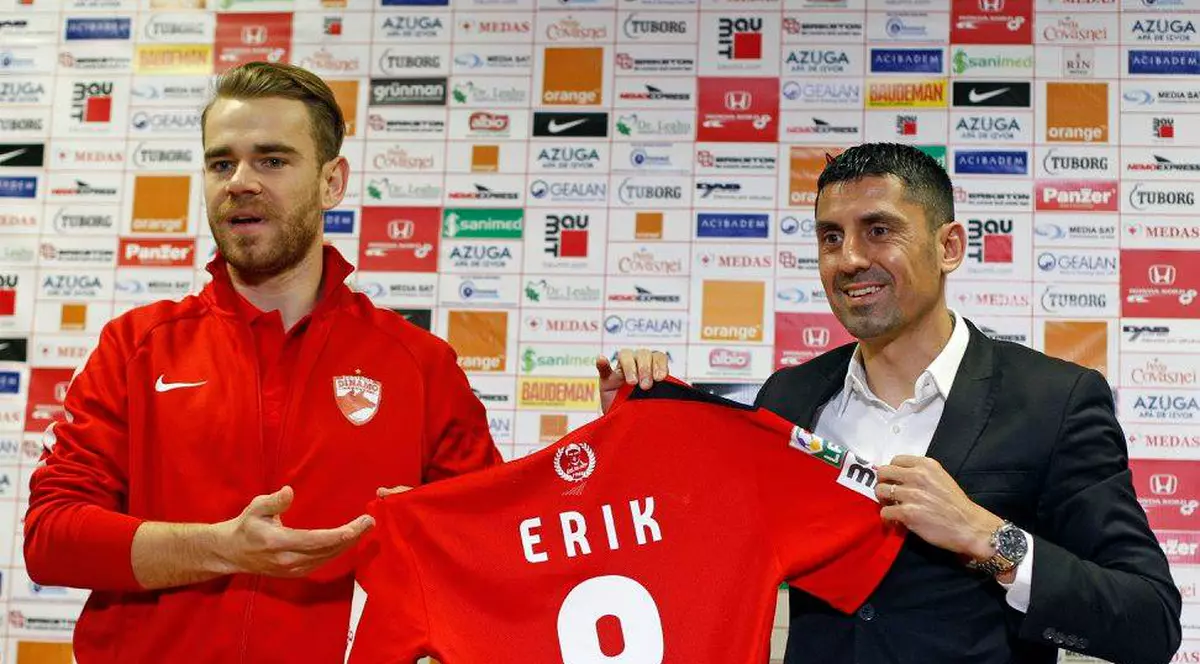 Dinamo l-a prezentat pe ”pictorul” Eric Bicfalvi / GALERIE FOTO