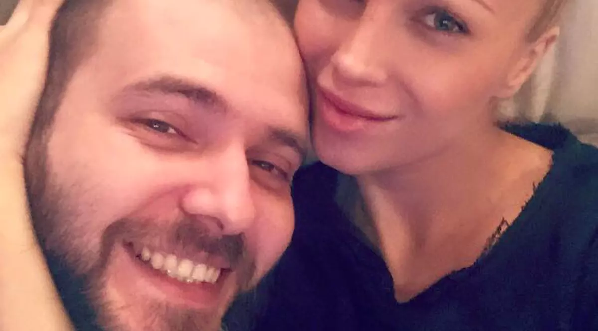 Lora, pregătită să-i spună "Da" lui Ionuţ Ghenu: "Dacă aş primi vreun inel..."