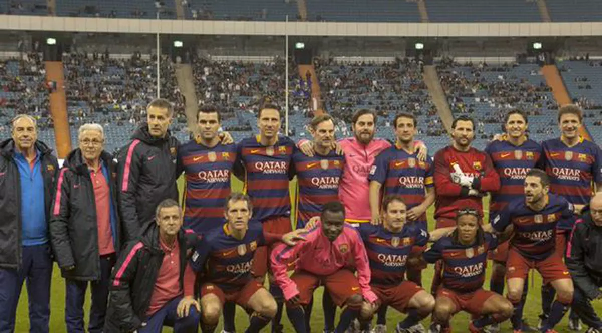 Gică Popescu a jucat din nou fotbal. ^Fostul internațional s-a mișcat bine în meciul legendelor Barcelona - Real 3-0 / GALERIE FOTO&VIDEO