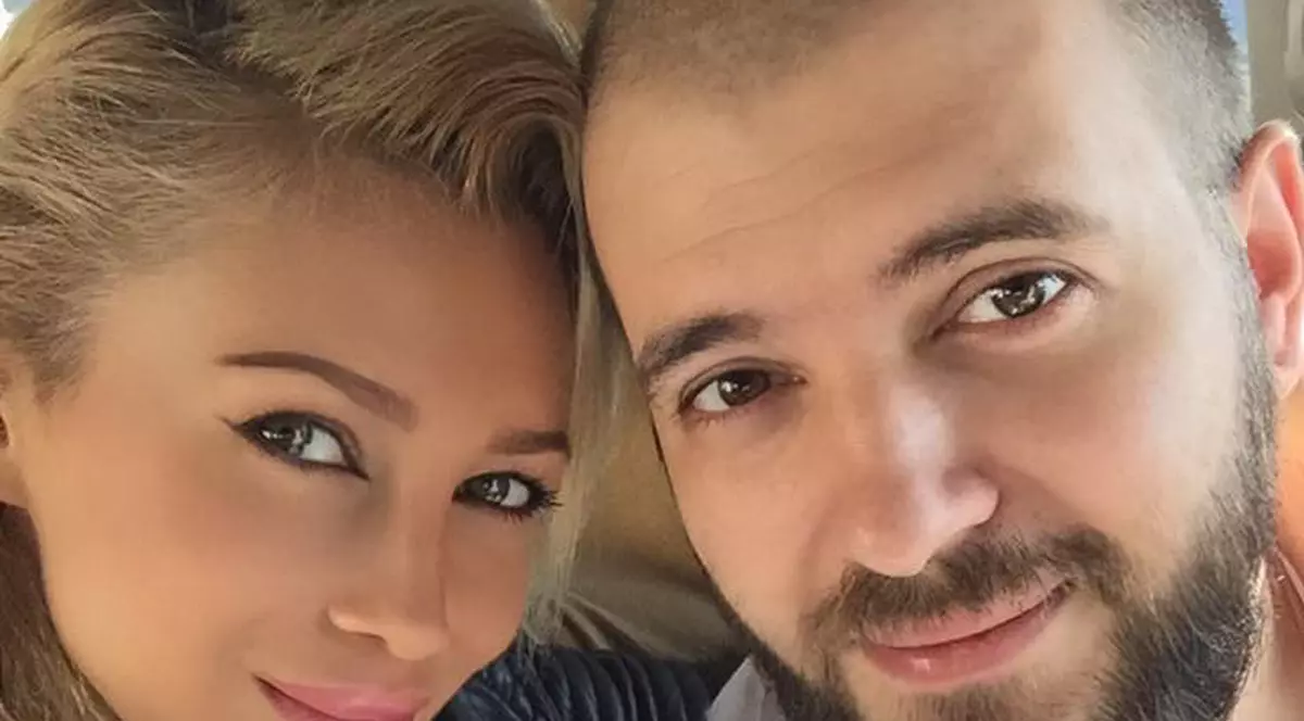 Lora și Ionuț Ghenu s-au închis în casă!