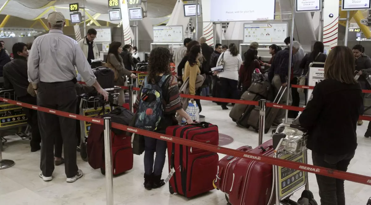 ALERTĂ CU BOMBĂ pe aeroportul Barajas din Madrid