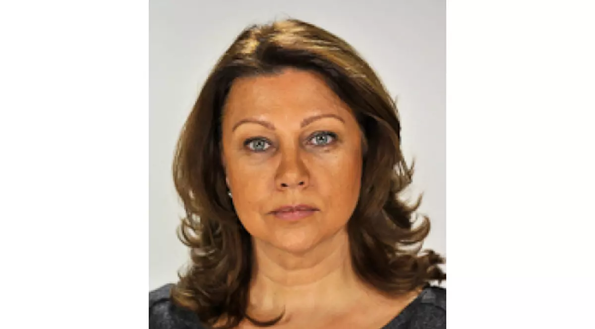 Senatoarea cu tatuaj pe picior la un pas de arest! FOTO!