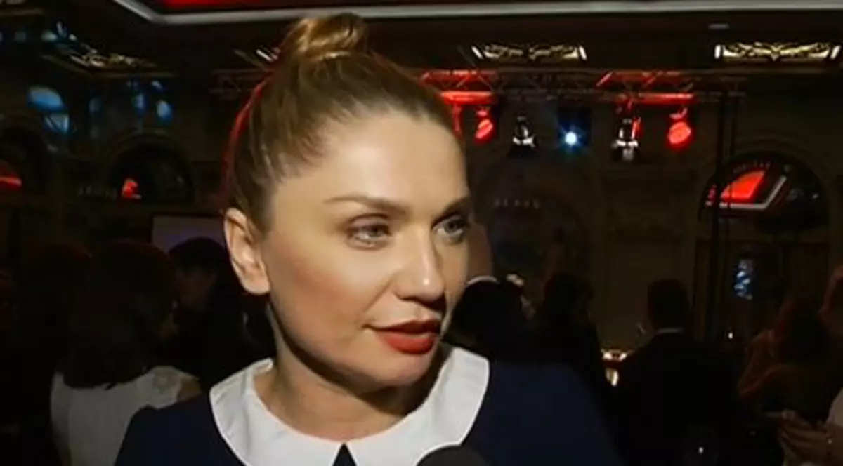 Cristina Cioran, la un pas de leșin în mall! De cine a fost salvată