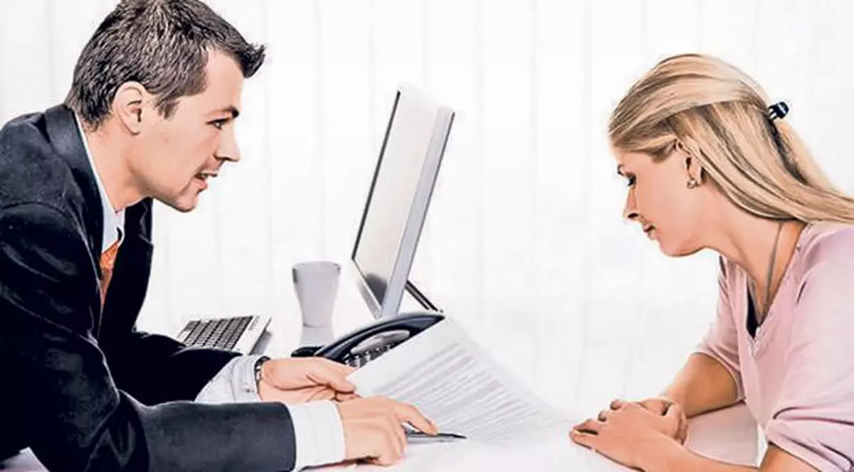 Românii s-au întors la creditele de consum. Ne împrumutăm chiar mai des decât înainte de criză