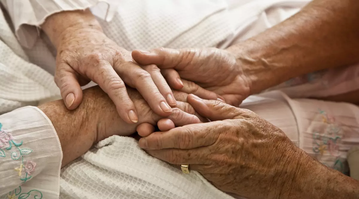 Lecție de iubire. Gestul emoționant al unei femei, după 68 de ani de căsnicie