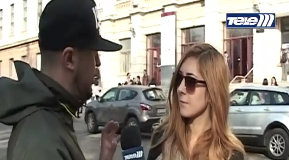 Cât fac 2+2:2? Studentele de le Economie n-au știut să răspundă. Ție cât îți dă? | VIDEO