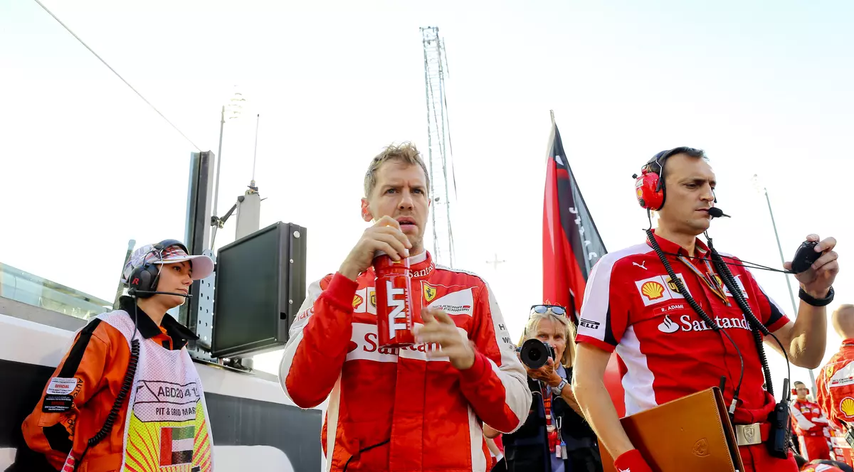 Sebastian Vettel ia taurul de coarne: Regulile complexe și dominația Mercedes ”omoară” F1