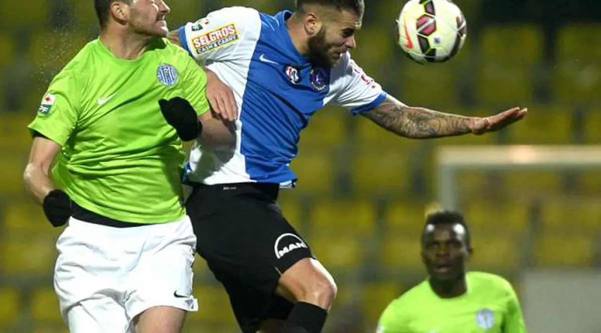 Șoc în Liga I: Viitorul - CSMS Iaşi 1-2! ^Hagi: ”Se cred staruri. Treziți-vă, că vă dau afară!”. Arbitraj slab. Grahovac, probleme cu inima!/ VIDEO