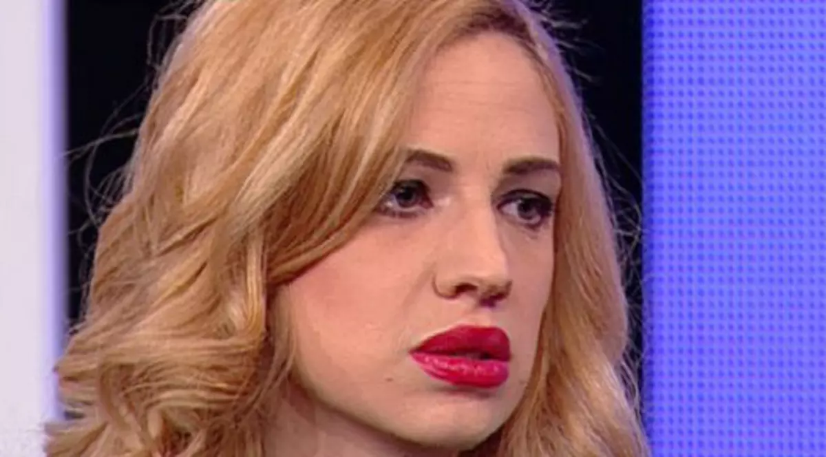 Iulia de la ”Abracadabra”: ”Am plâns înainte să intru în direct”