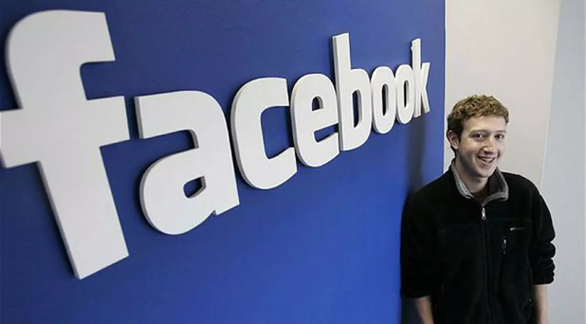 Mark Zuckerberg, fondatorul Facebook, nu își poate deschide firmă în România