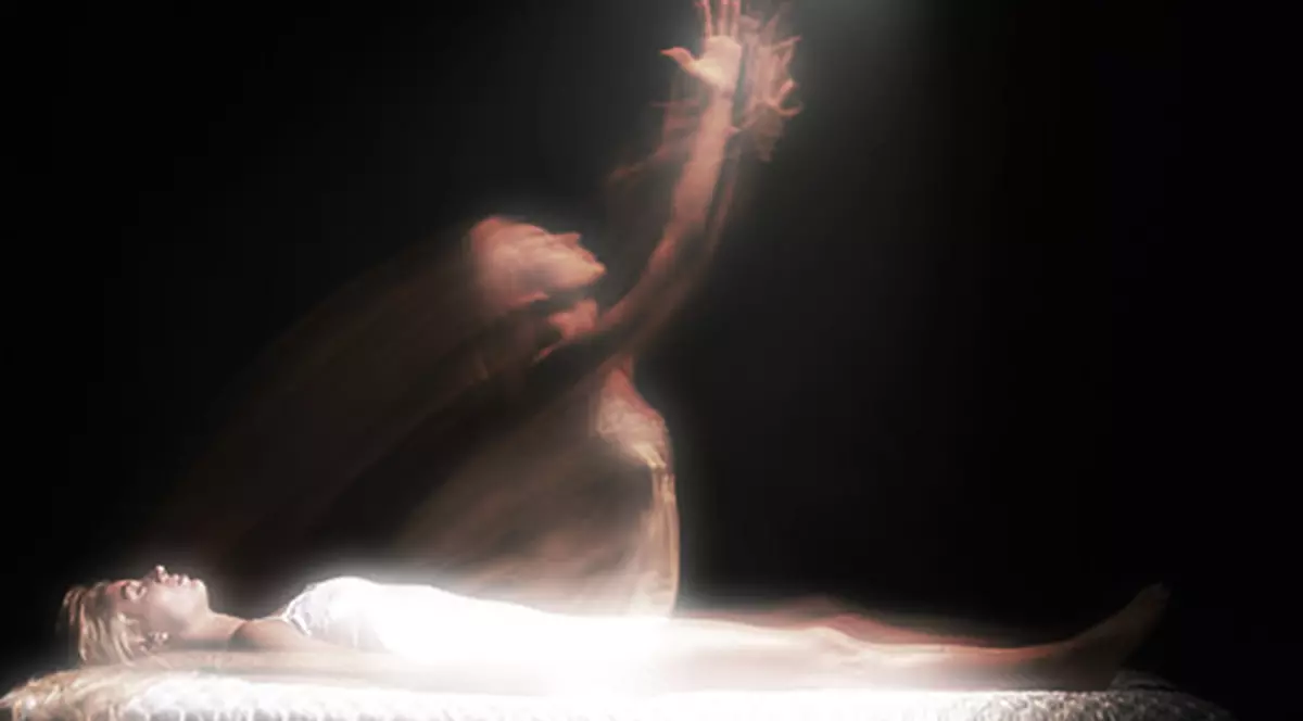 Ce se întâmplă cu un minut înainte să mori. Ipoteza tulburătoare a oamenilor de știință