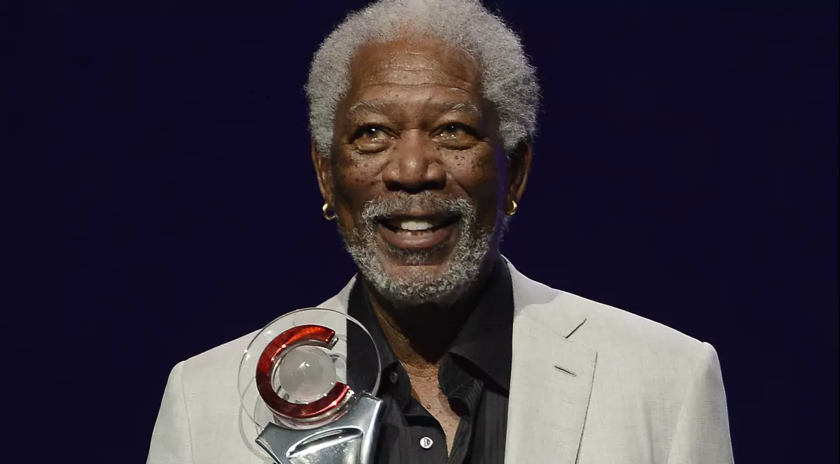 Dumnezeule! Morgan Freeman, voce pentru GPS